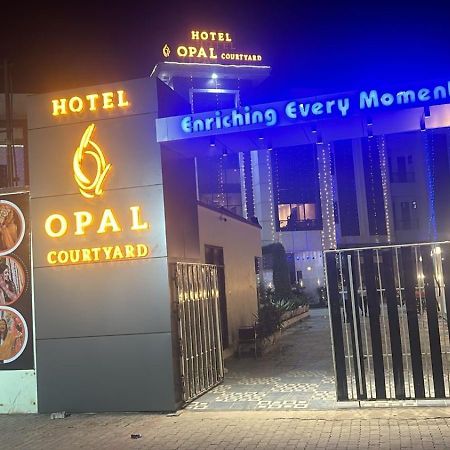 Hotel Opal Courtyard Agra  Eksteriør billede